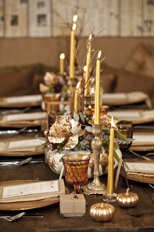 amber depression glass gold wedding decoration